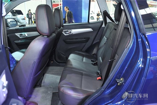 2014款 1.5T 自動兩驅豪華型