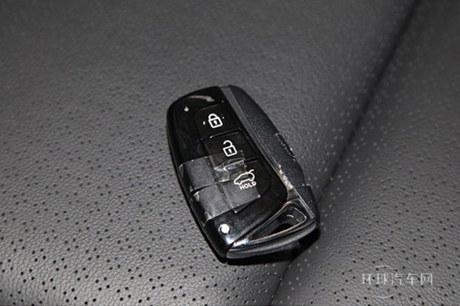 2013款 改款 3.0L 四驅(qū)尊享版 歐V