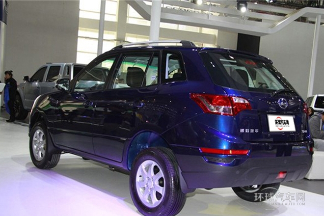 2014款 1.5T 自動兩驅豪華型