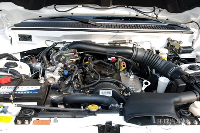 2013款 經(jīng)典版 2.0L 兩驅(qū)標(biāo)準(zhǔn)型