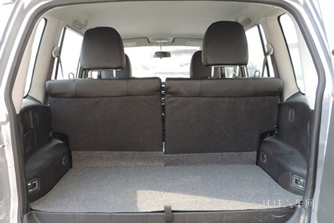 2013款 經典版 2.0L 兩驅標準型