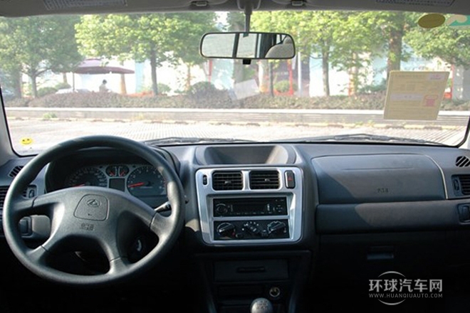 2013款 經典版 2.0L 兩驅標準型