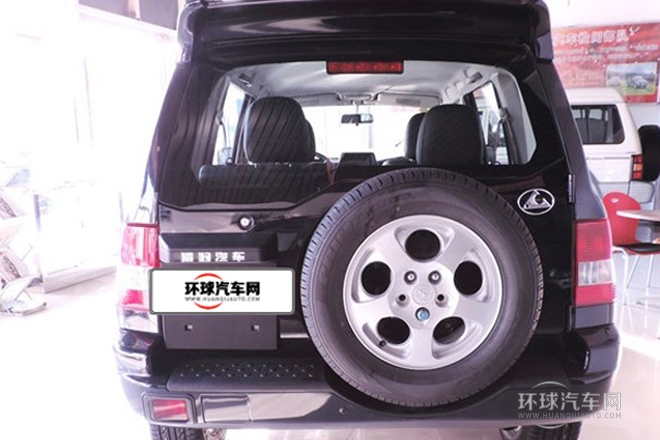 2013款 經(jīng)典版 2.0L 四驅(qū)標(biāo)準(zhǔn)型