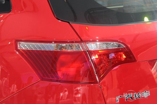 2013款 經典版 2.0L 四驅豪華型