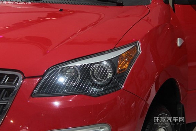 2013款 經典版 2.0L 四驅豪華型