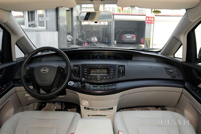 2014款 先行者豪華版