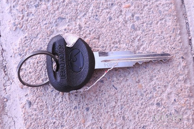 2013款 2.2L 手動(dòng)兩驅(qū)標(biāo)準(zhǔn)型