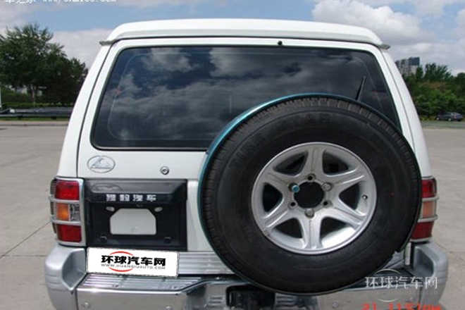 2013款 2.2L 手動(dòng)兩驅(qū)標(biāo)準(zhǔn)型