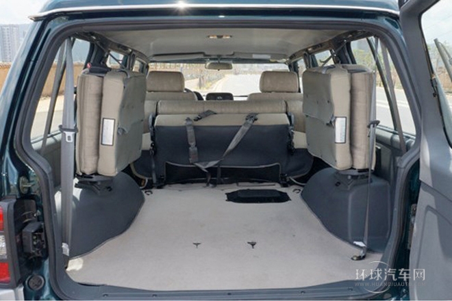 2013款 2.2L 手動四驅標準型