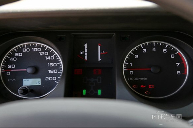 2013款 2.2L 手動四驅標準型