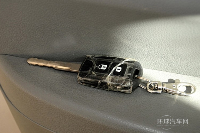 2013款 改款 1.5L 手動舒適型7座 國IV