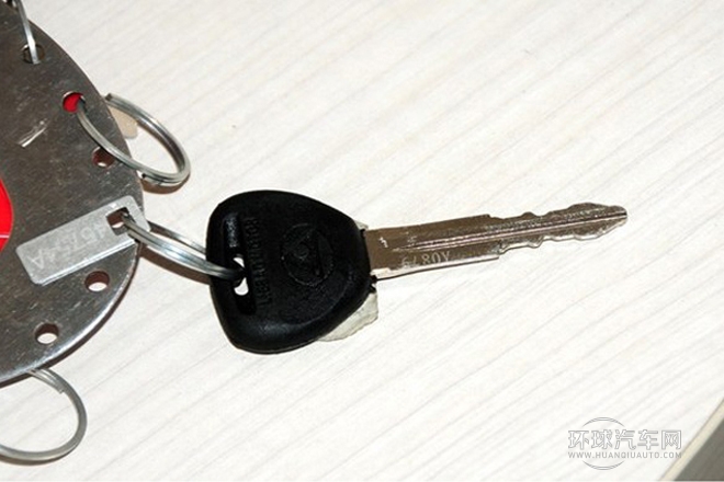 2009款 2.2L 手動兩驅(qū)