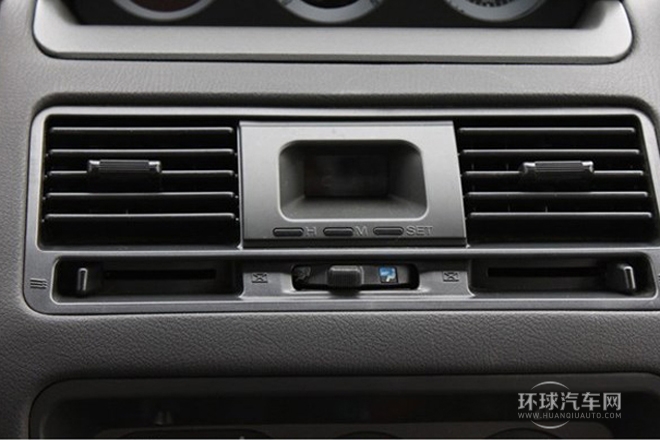 2009款 2.2L 手動(dòng)四驅(qū)