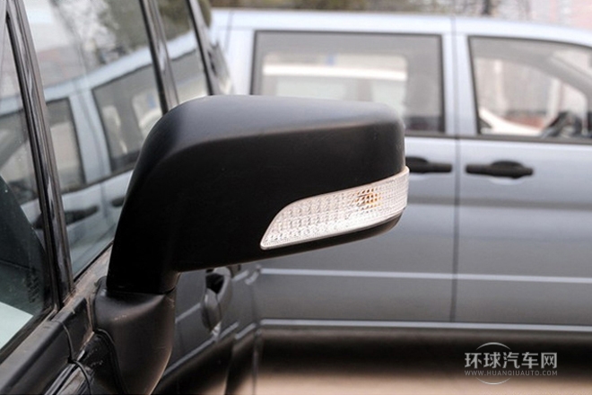 2013款 改款 1.5L 手動豪華型7座 國IV