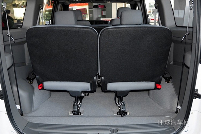 2013款 改款 1.5L 手動舒適型7座 國V