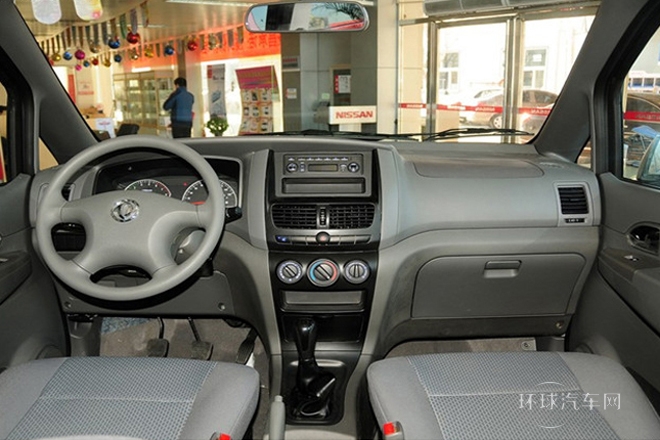 2013款 改款 1.5L 手動舒適型7座 國V