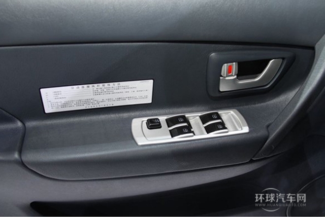 2014款 2.4L 四驅(qū)舒適型