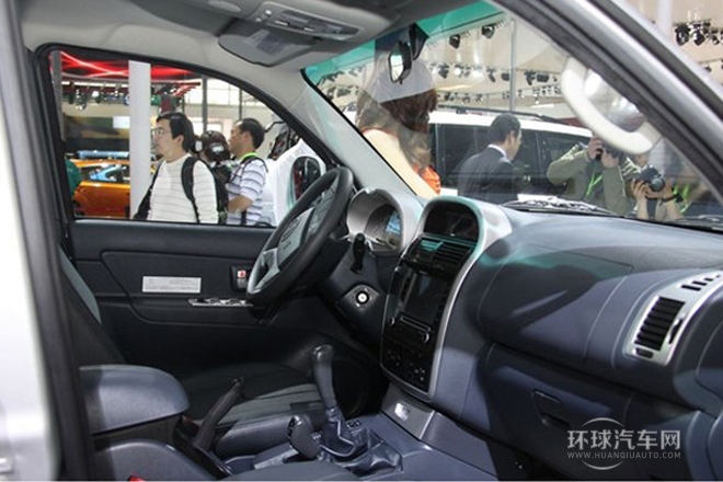 2014款 2.4L 四驅舒適型