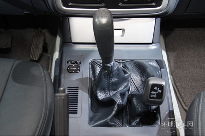 2014款 2.4L 四驅舒適型