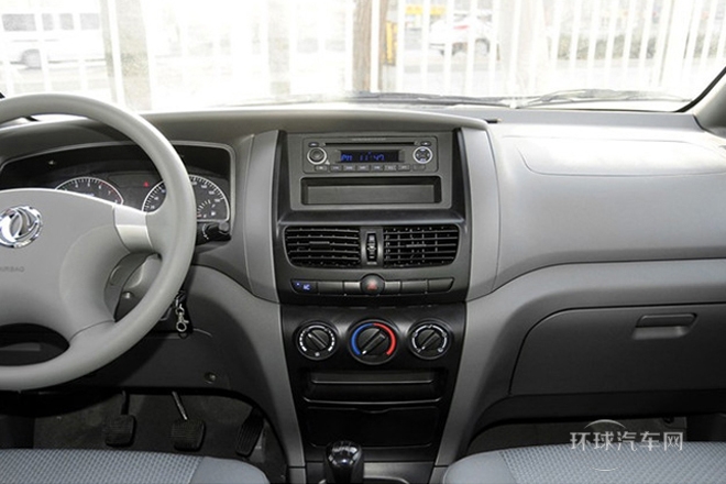 2013款 改款 1.5L 手動(dòng)豪華型7座 國(guó)V