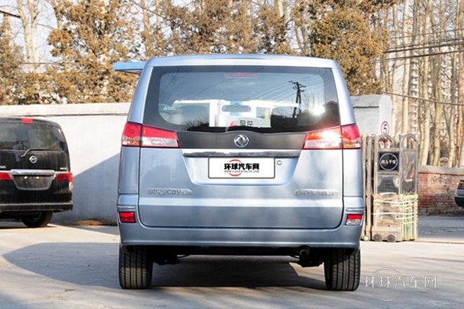 2013款 改款 1.5L 手動(dòng)豪華型7座 國(guó)V