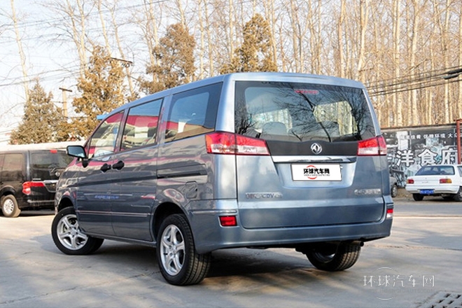 2013款 改款 1.5L 手動(dòng)豪華型7座 國(guó)V