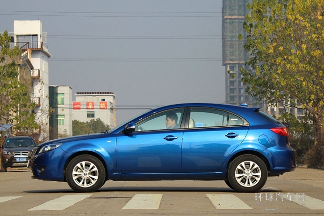 2013款 兩廂 1.6L 自動精英版