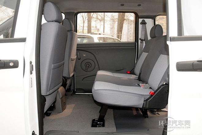 2013款 改款 1.5L 手動標準型5座 國IV