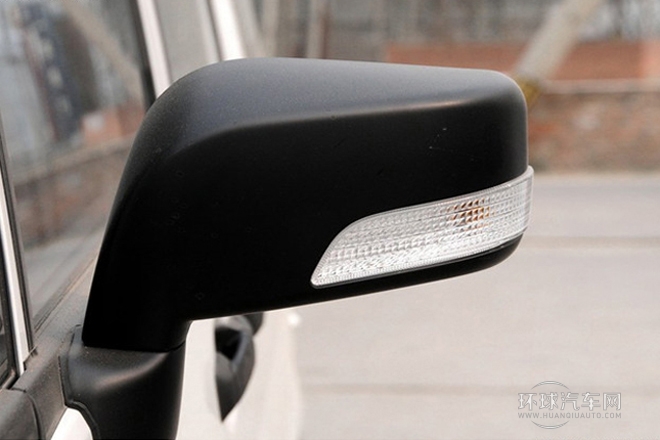 2013款 改款 1.5L 手動標(biāo)準(zhǔn)型5座 國IV