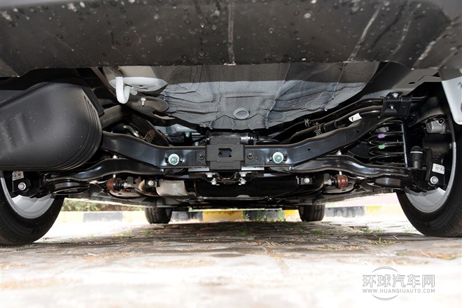 2013款 2.0L 自動(dòng)豪華型