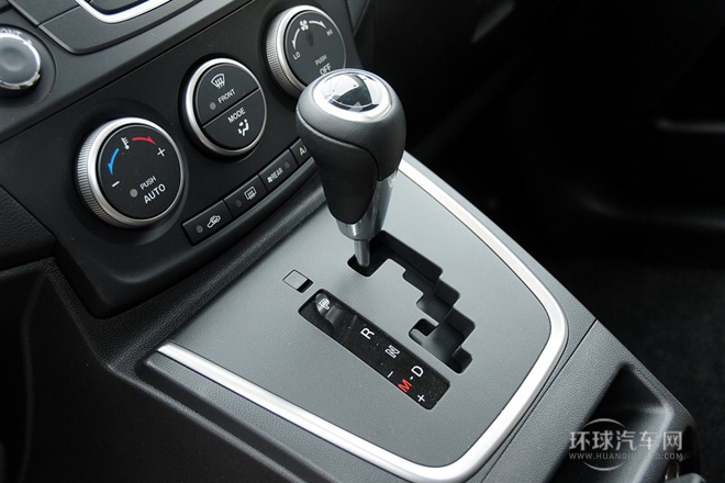 2013款 2.0L 自動豪華型