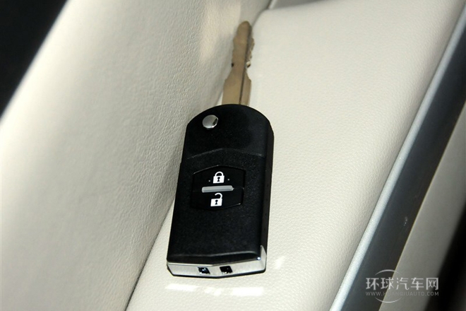 2013款 2.0L 自動(dòng)舒適型