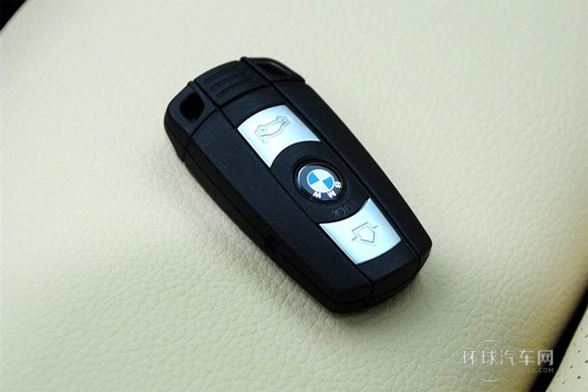 2010款 4.4T 混合動(dòng)力版