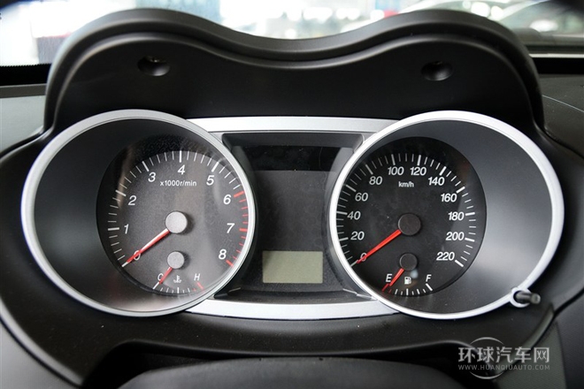 2013款 2.0L 自動(dòng)都市精英型