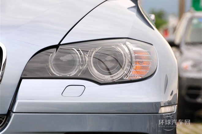 2010款 4.4T 混合動力版