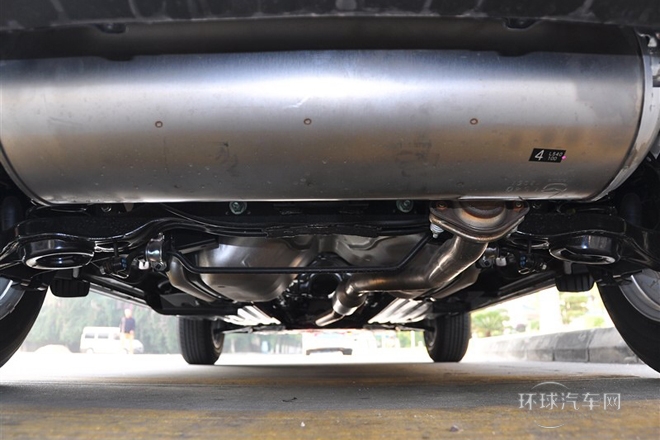 2011款 2.5L 豪華型