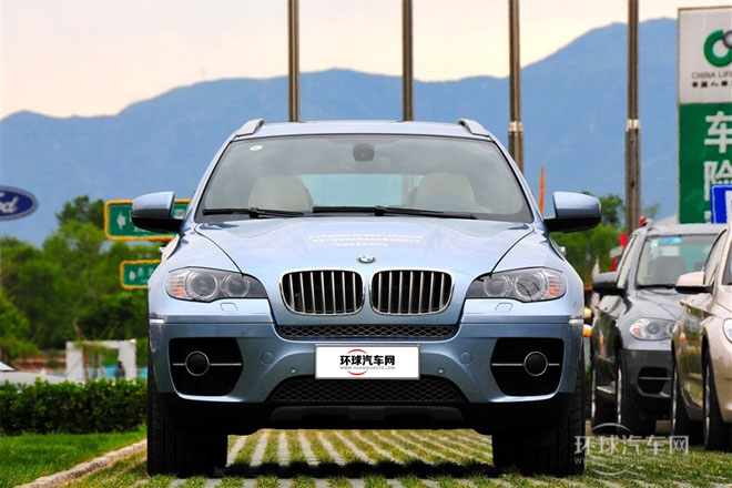 2010款 4.4T 混合動(dòng)力版