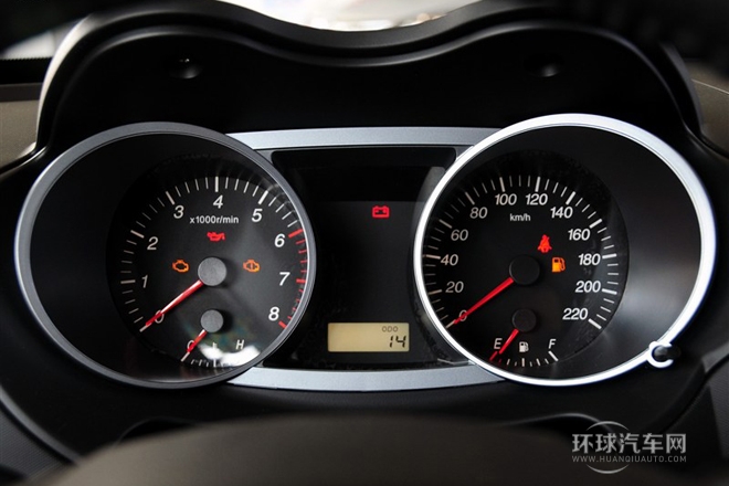 2013款 2.0L 手動(dòng)都市精英型