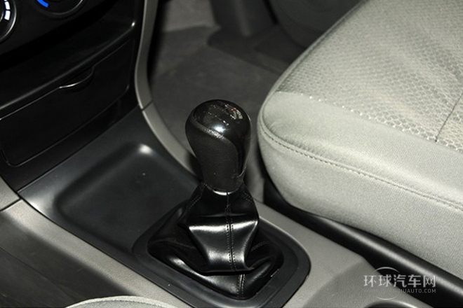 2013款 改款 1.5L 手動標準型7座 國V