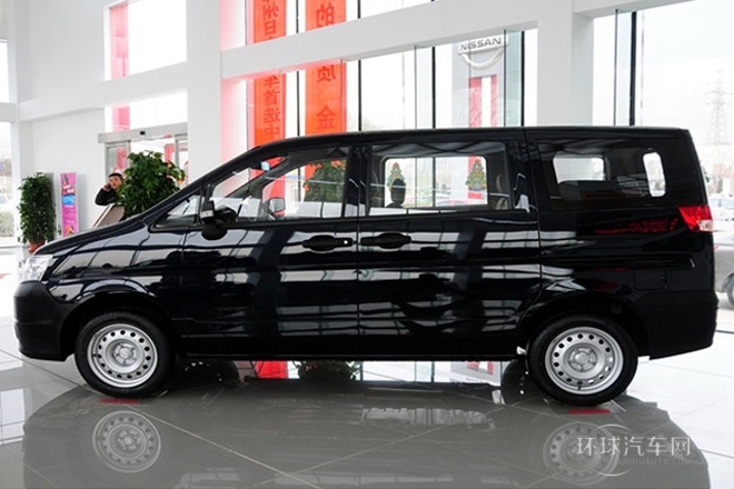 2013款 改款 1.5L 手動(dòng)標(biāo)準(zhǔn)型7座 國(guó)V