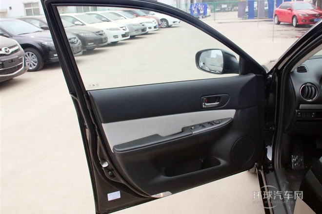 2013款 2.0L 手動型