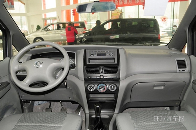 2013款 改款 1.6L 手動實用型7座 國V