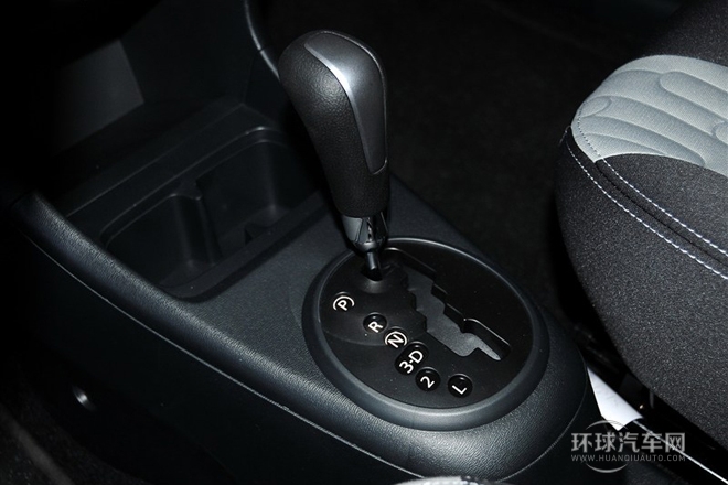 2013款 1.0L 自動20周年限量版