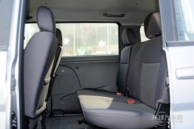 2013款 改款 1.6L 手動舒適型7座 國V