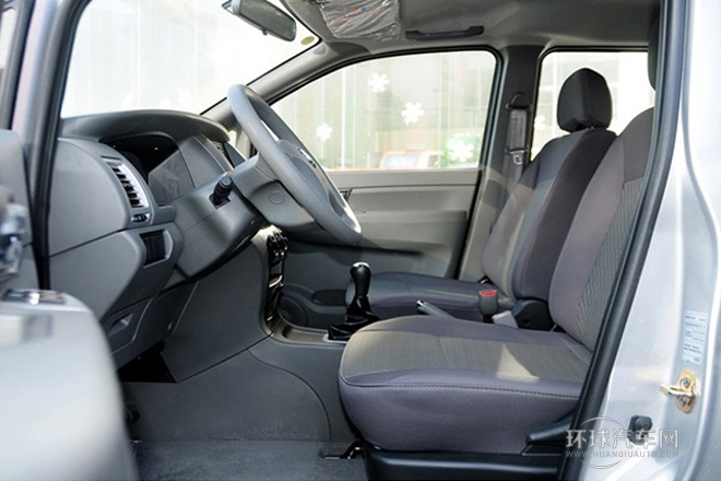 2013款 改款 1.6L 手動舒適型7座 國V