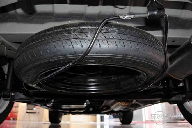 2013款 改款 1.6L 手動豪華型7座 國V