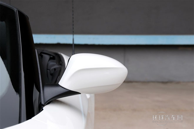 2013款 sDrive20i領先型