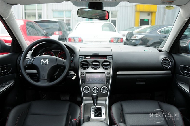 2013款 2.0L 自動超豪華型