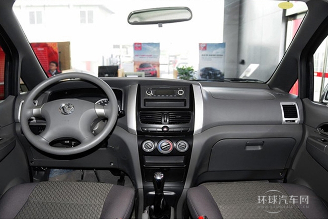 2013款 改款 1.6L 手動(dòng)豪華型7座 國(guó)V