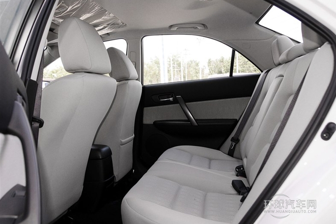 2013款 2.0L 自動(dòng)時(shí)尚型